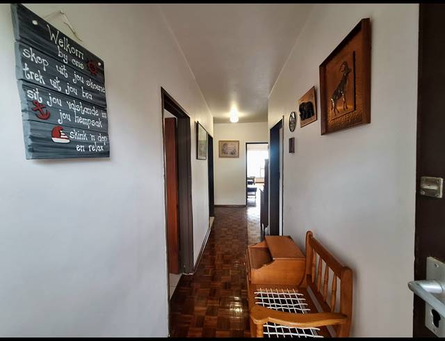 2 BEDROOM APARTMENT FOR SALE IN MANABA BEACH